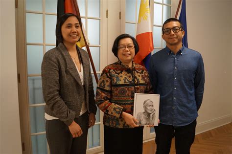 Filipino Photographer Presents His Award Winning Book “the Last