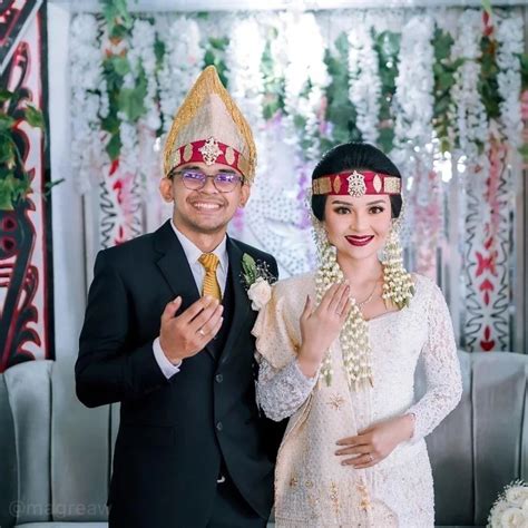 Menilik Keindahan Baju Pengantin Adat Batak Dalam Keragaman Multietnik Yang Ada Di Sumatera