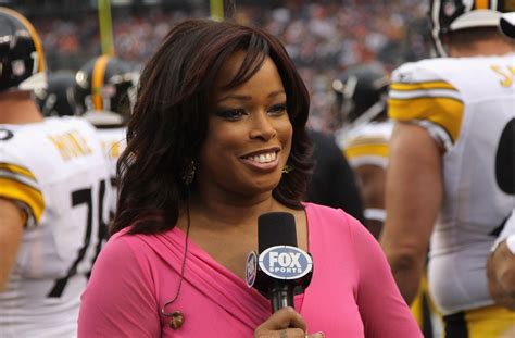 Pam Oliver Talks About The Controversy Surrounding Her Hair During