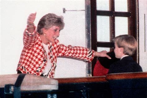 18 Rare Photos Of Princess Diana That Youve Probably Never Seen