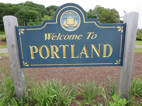 Welcome To Portland Maine Sign Portland Is The Largest