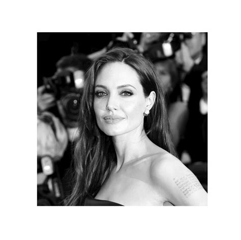 Angelina Jolie 16 X 16