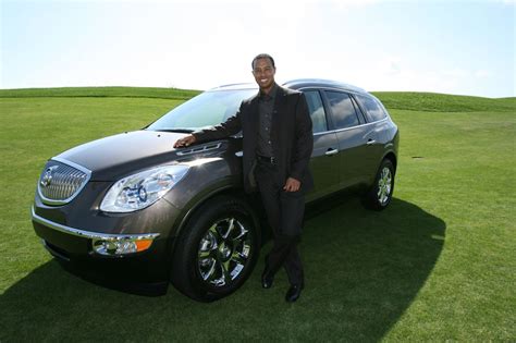 Golf legend tiger woods was injured in a rollover traffic accident near los angeles tuesday. Tiger Woods and GM Conclude Endorsement Deal