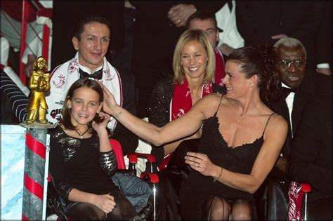 Stéphanie de monaco sur paris match ! Stéphanie de Monaco : découvrez les hommes de sa vie