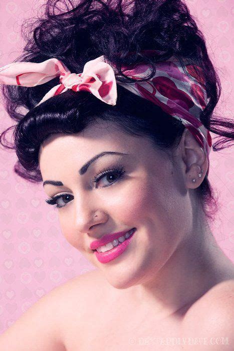 This hairdo will add a glow to your looks. 199 best images about Pin Up Girl Hair on Pinterest
