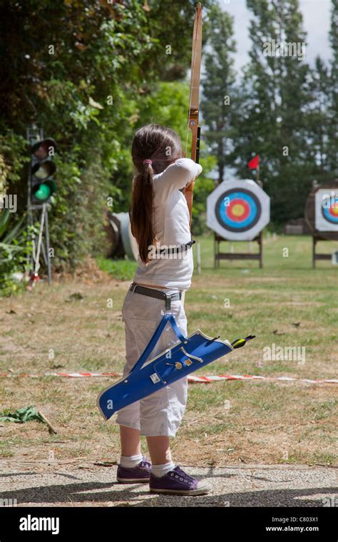 Young Female Archer Stock Photo Alamy