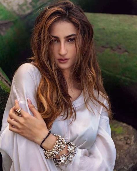 She is best known for her role prerna sharma in star plus's tv shweta tiwari and abhinav kohli. Shweta Tiwari's daughter Palak Tiwari raises temperature ...