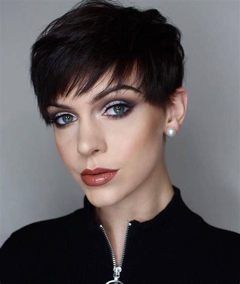Messy Pixie Haircuts To Refresh Your Face Women Short Hairstyles 2021 Messy Pixie Haircut