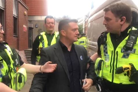 Tommy Robinson Arrested While Filming Outside Grooming Trial In Leeds London Evening