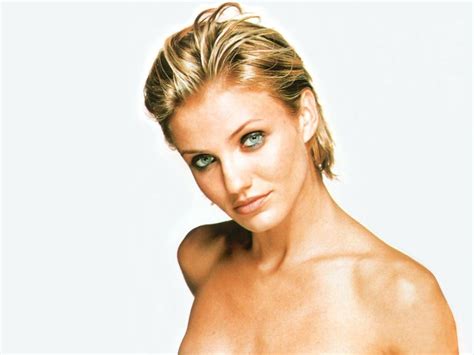 Cameron Diaz Is Radiant In Hot Pictures Photo