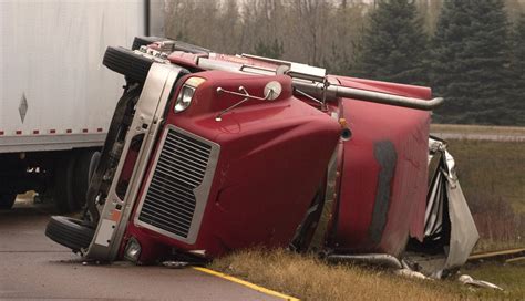 Why You Need A Lawyer After A Semi Truck Accident