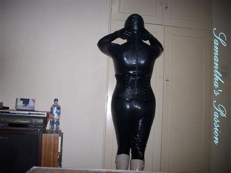 fully clad in rubber and relaxing me