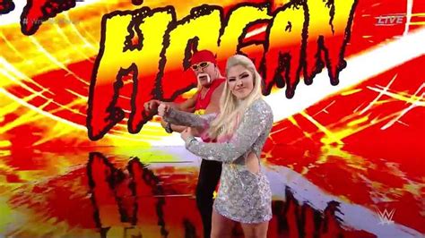 Hulk Hogan Makes Surprise Appearance At Wwe Wrestlemania 35