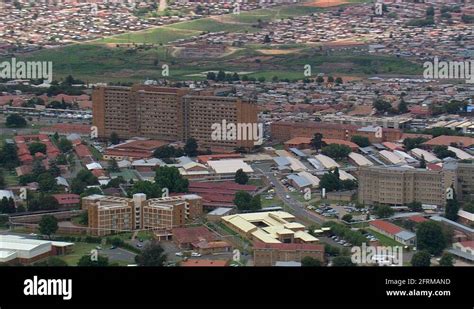 Hospital Soweto Stock Videos And Footage Hd And 4k Video Clips Alamy