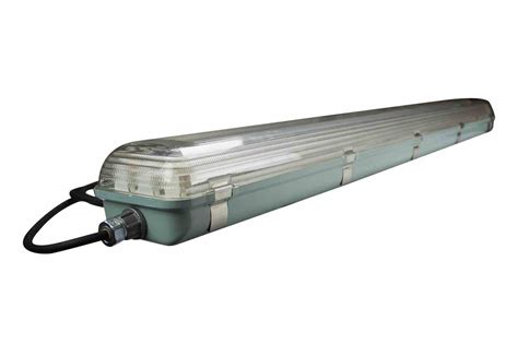 84 Watt Vapor Proof Led 4 Foot Light For Outdoor Applications 8820