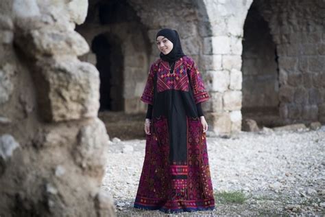Check out palestina's art on deviantart. How Palestinian women are enlisting traditional dresses ...