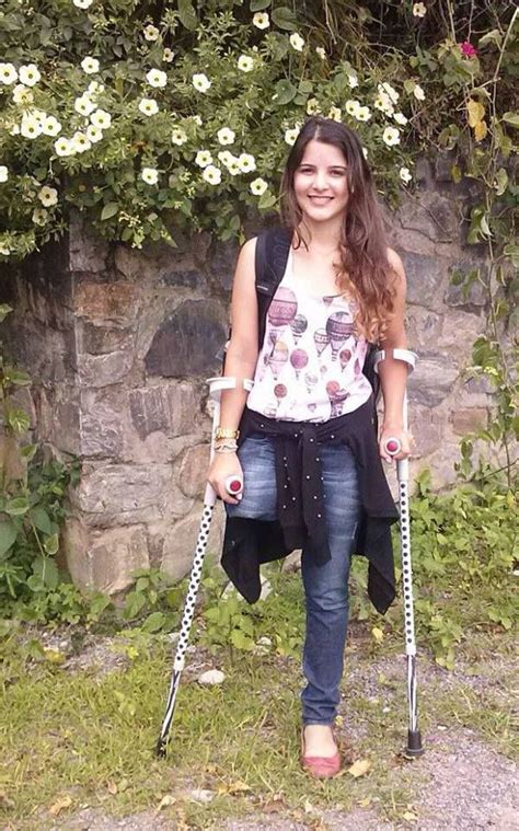 Amputee Lady Amputee Model Prosthetic Leg Crutches Soccer Girl