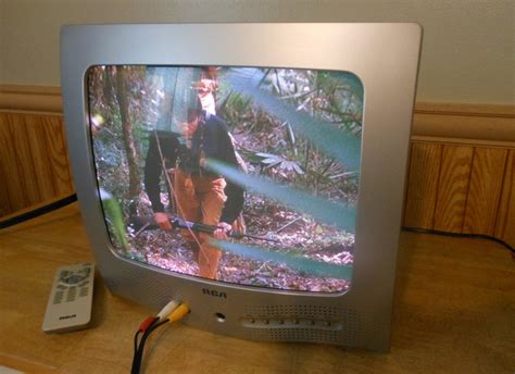 Rca E13320 13 Inch Crt Tv 13 Color Tv With Remote Nice Etsy Israel