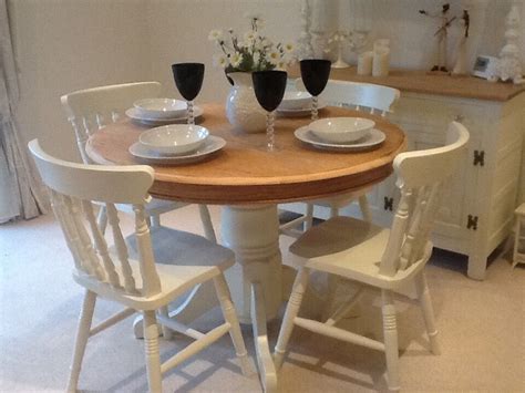 Beautiful Country Cottage Style Dining Table And 4 Chairs With Chunky