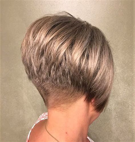 Short Layered Hairstyles With Stacked Back Short Hairstyle Trends The Short Hair Handbook