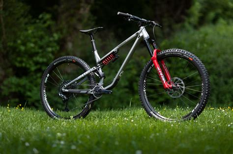 The 2021 Commencal...