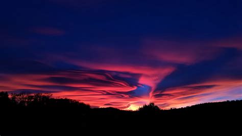 Download Wallpaper 2048x1152 Sky Sunset Clouds Ultrawide Monitor Hd