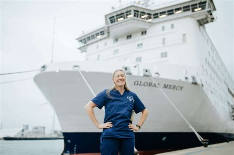 Neues Schiff Neues Krankenhaus Mercy Ships Deutschland