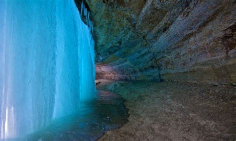 Behind The Minnehaha Falls World Inside Pictures