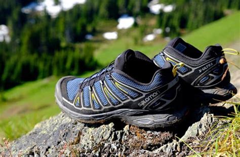 Top 20 Best Hiking Boots For Wide Feet 2021 My Trail Co Bend