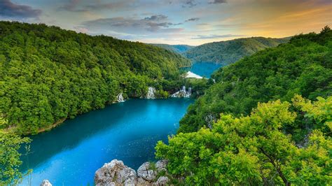 29 Plitvice Lakes National Park Wallpapers Wallpapersafari