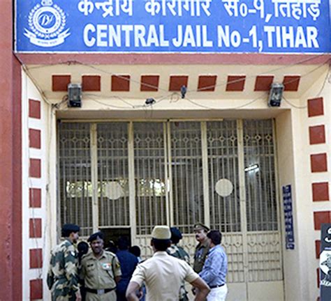 Influential People Gets All Kind Of Favours In Prison Claims Tihar