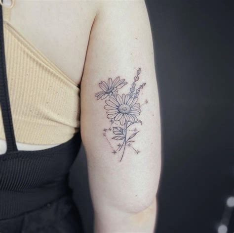 Daisy And Sweet Pea Flower Tattoo Pencilartdrawingseasyflowers