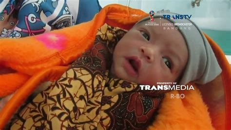 Bayi Berusia 2 Hari Ditemukan Terlantar Oleh Warga Youtube