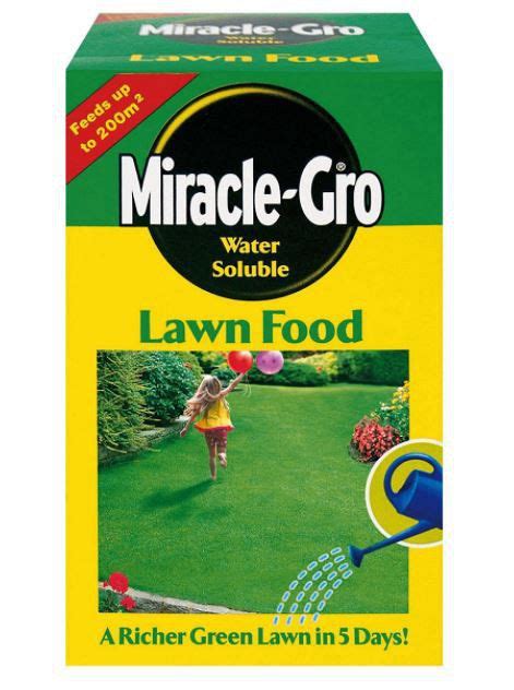 It's the easiest way to build a beautiful, bountiful garden to share your special moments in. Miracle Gro - Water Soluble Lawn Food - 1kg