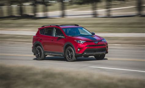 2018 Toyota Rav4 In Depth Model Review Car And Driver