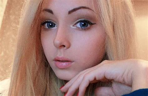 Alina Kovalevskaya Prête à Tout Pour Ressembler à Barbie