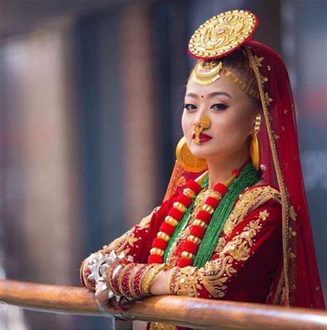 beautiful limbu nepali bride in a traditional limbu outfit mode ethnique visage du monde
