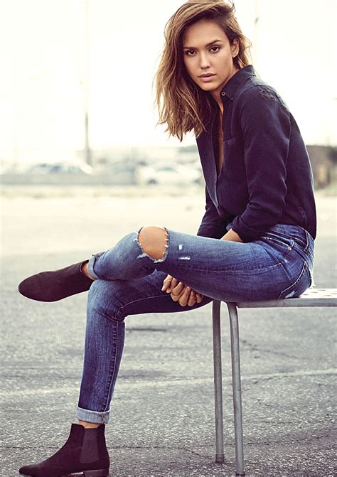 How Jessica Alba Picks Washes And Wears Her Jeans Jessica Alba