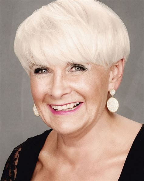Cute Short Haircuts For Older Women Fashion Style