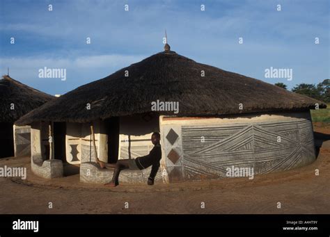 Los Ndebele Aldea Ndebele Loopspruit Fingerpaint Sus Casas Pretoria