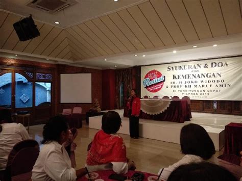 .acara natal terbaru 2020 yang semuanya kami kumpulkan dengan serapih mungkin. Syukuran Kemenangan Ini Kata Relawan Perempuan Jokowi Ma