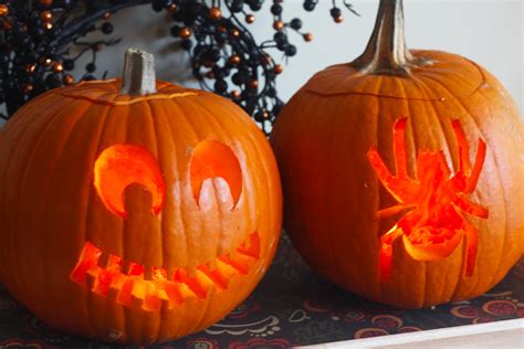30 Pictures Of Carved Pumpkins For Halloween Decoomo