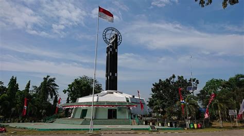 Tugu Khatulistiwa Pontianak Kalimantan Barat Indonesia Youtube