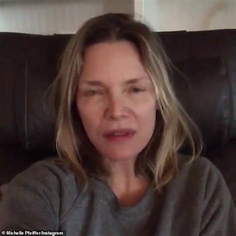 Michelle Pfeiffer 62 Lets Her Natural Beauty Shine As She Posts