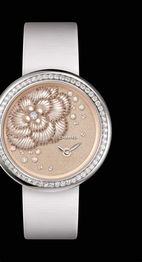 Mademoiselle Privé Watch With Gold Thread Camellias Fine Pearls