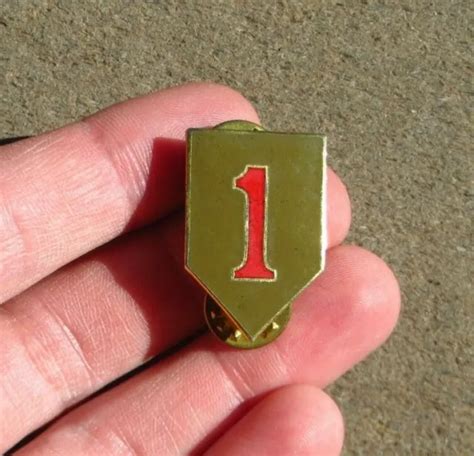 Ww2 Us Army 1st Infantry Division Patch Crest Di Dui Pin Distinctive