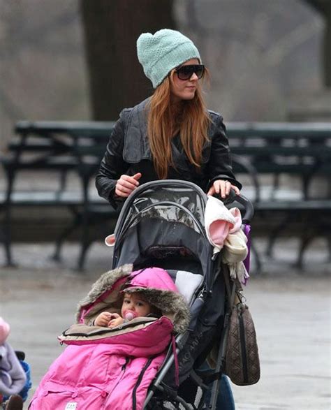 Fisher relocated to perth, western australia at the. Isla Fisher with Le Sac Igloo in Pink. | Celebrities, Baby ...