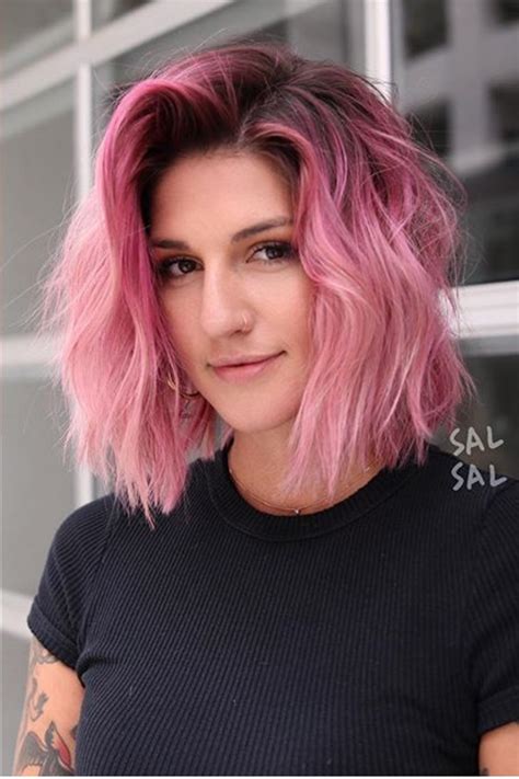 Hírnök Egyetemes Váratlan Short Pink Hair Következtet Hegedű Ma Este