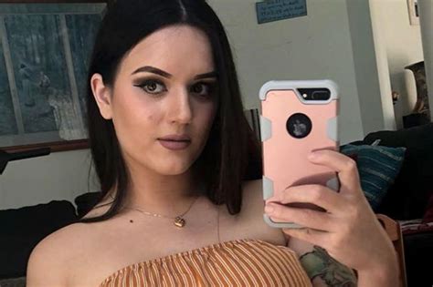 23 year old woman deformed with four breasts after undergoing boob surgery photos yabaleftonline