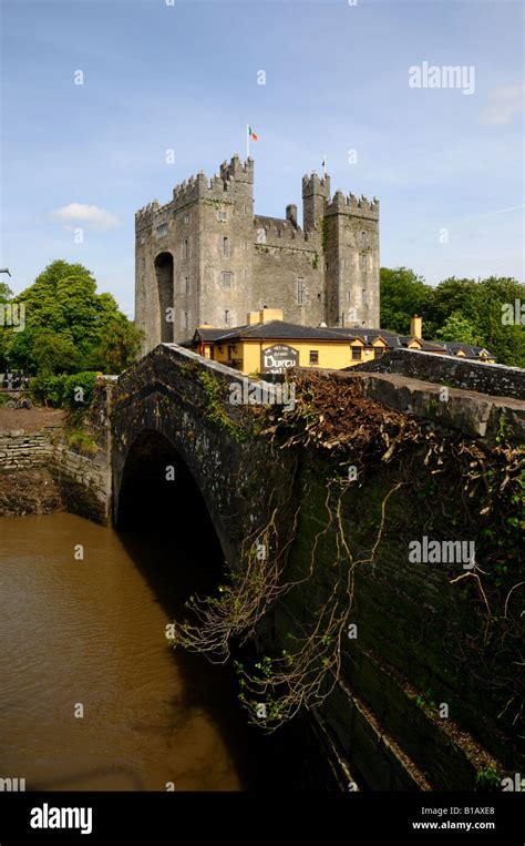 Bunratty Castle Hi Res Stock Photography And Images Alamy